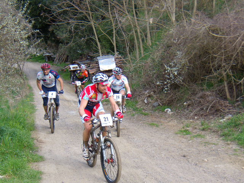 gal/2010/03 - La Via delle Miniere 2010/Sul poggetto al primo passaggio/Immagine-051.jpg